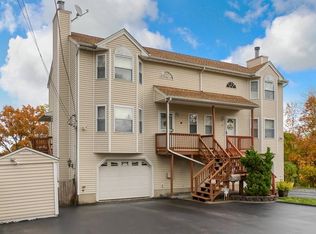 25 Middlesex Ave, Worcester, MA 01604