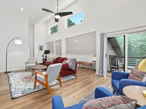 45 Center Rd #Id1221904p, Eureka Springs, AR 72631