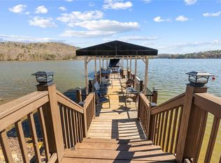 466 Shoreline Rd, New London, NC 28127