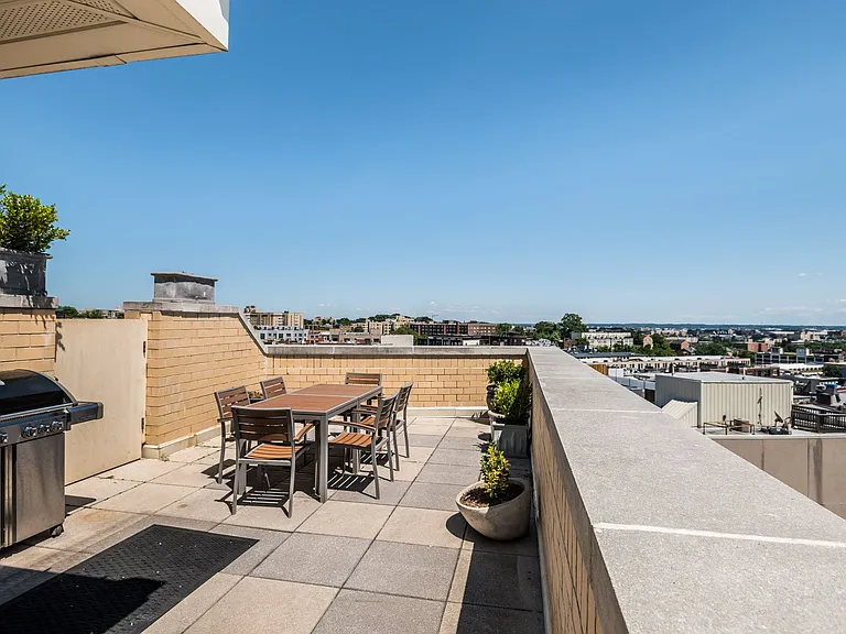Grilling area on the rooftop
