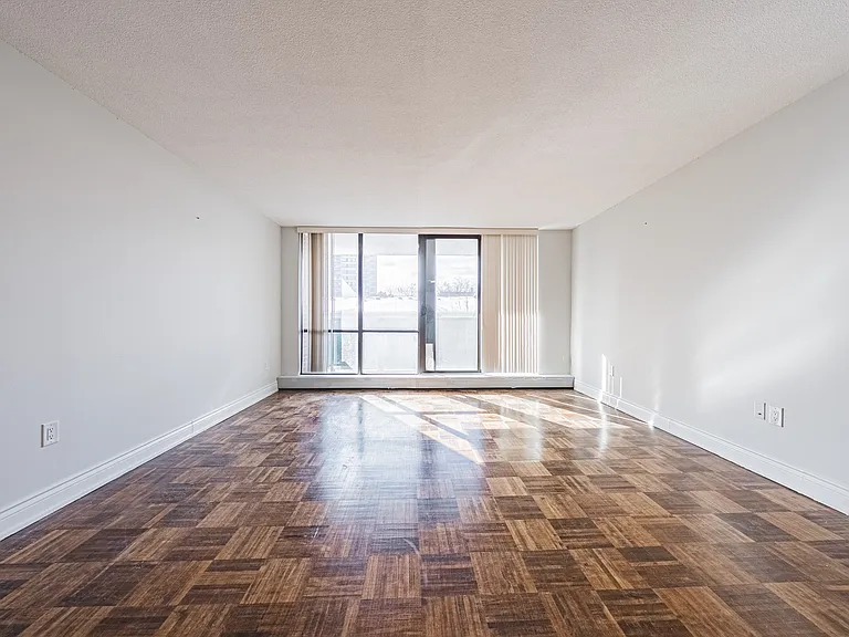 2220 Marine Dr — Photo 49