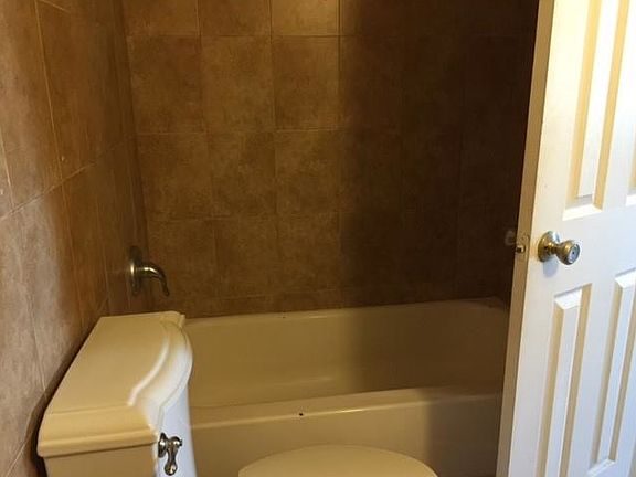 2nd image of 1805 Sans Souci Blvd APT 402