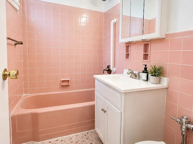 9303 Shore Rd #2 — Photo 4
