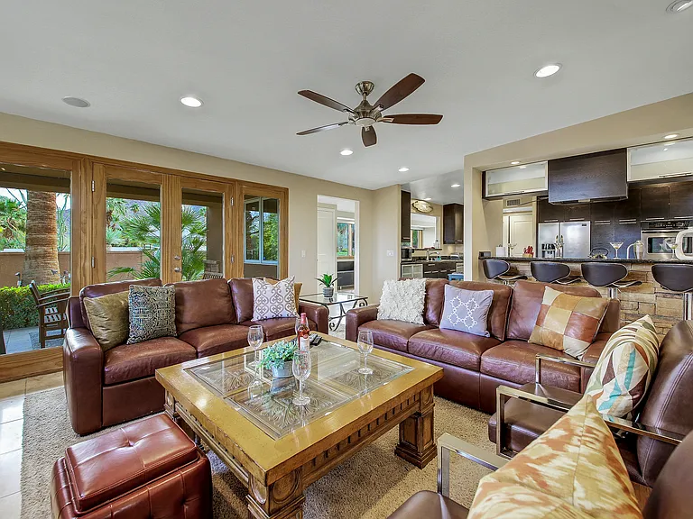 52883 Eisenhower Dr — Photo 10
