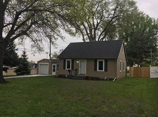 4219 Valley St, Omaha, NE 68105