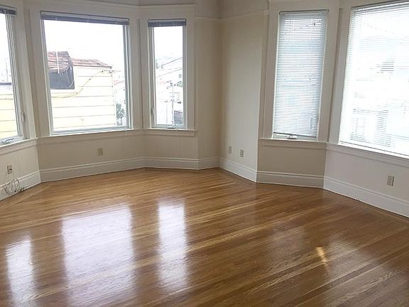 3rd image of 2240 Balboa St #2
