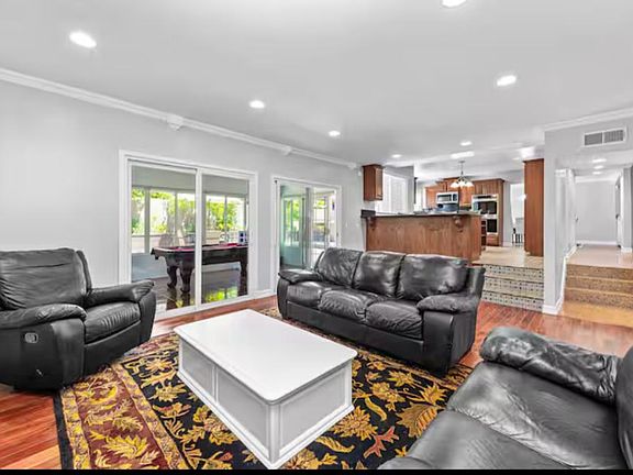 4th image of 5450 Marjan Ave