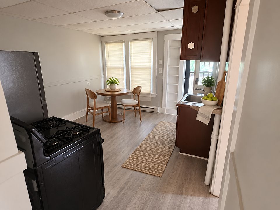 1st image of 22 John St #2R