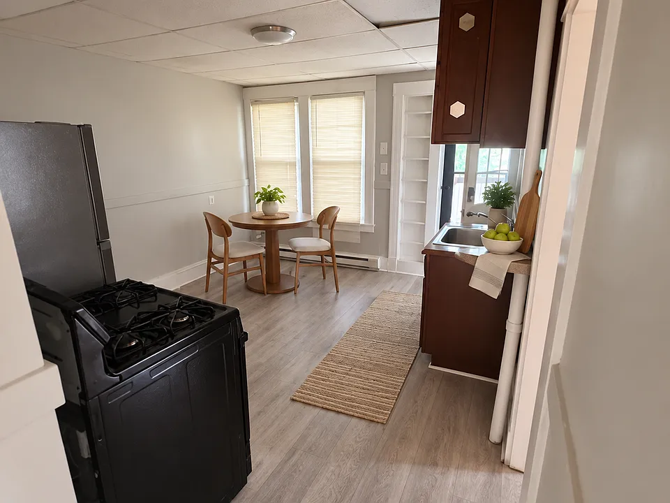 22 John St #2R