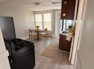 22 John St #2R, Chicopee, MA 01013