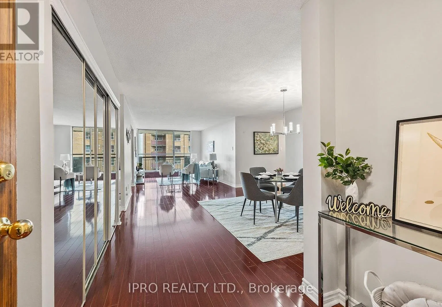 1 bed, 1300 sqft, $1,200 — Photo 2