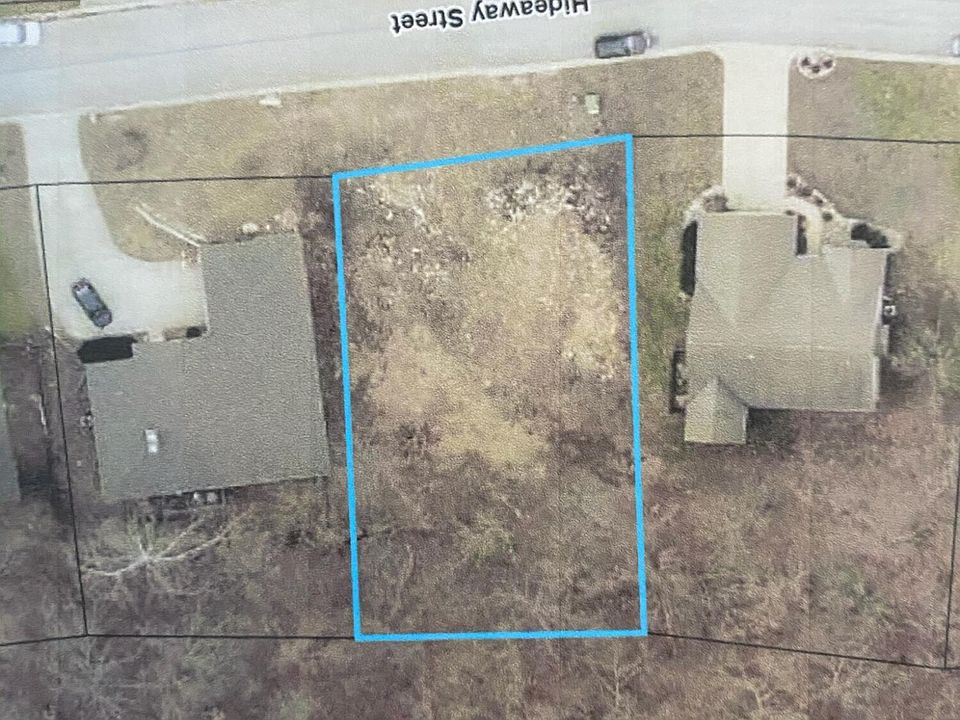 2nd image of 181 Hideaway Street  (Lot 15)