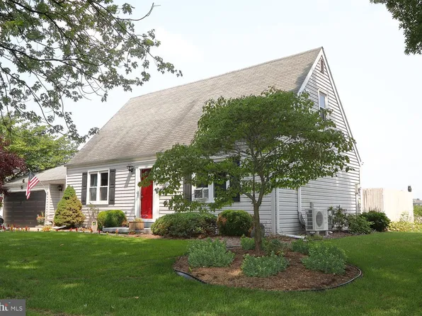 2389 Stauffer Rd, Mount Joy, PA 17552