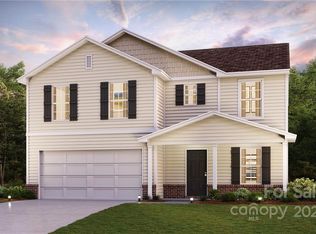 1790 Pipers Ridge Cir, Conover, NC 28613