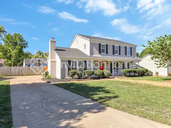 5428 Dowgate Dr, Charlotte, NC 28208