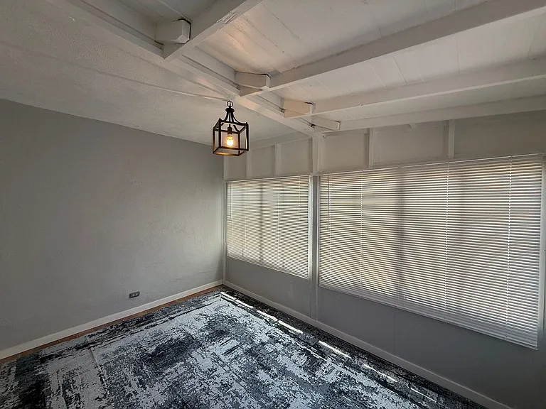 6059 Bluebell Ave — Photo 10
