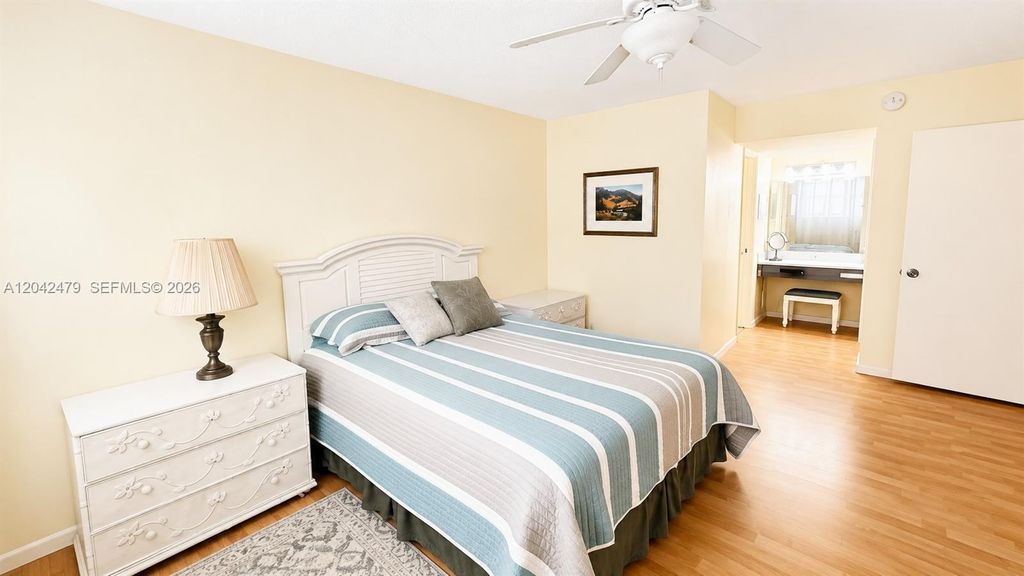 2671 S Course Dr APT 208, photo 4