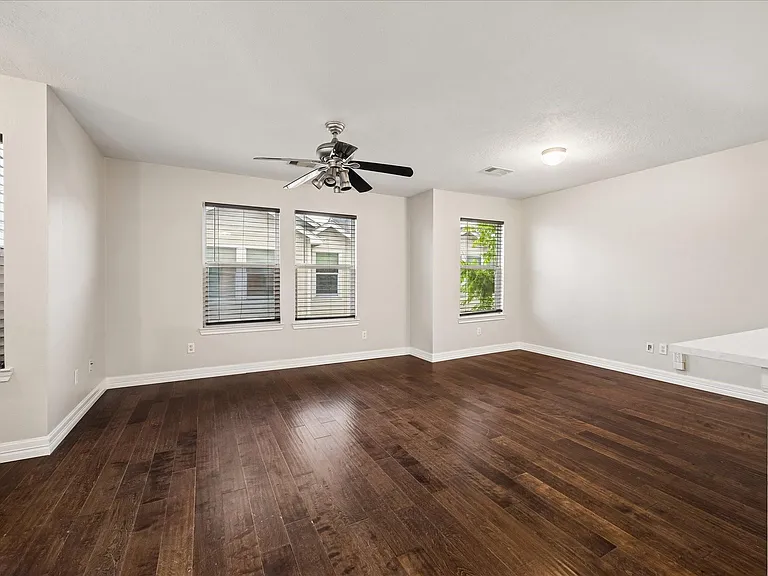 1510 Robin St #A — Photo 4