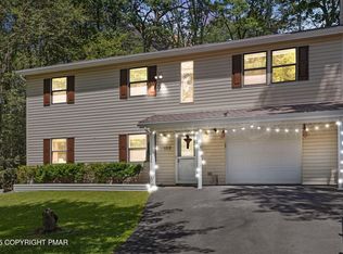 1112 Seven Nations Dr, Tobyhanna, PA