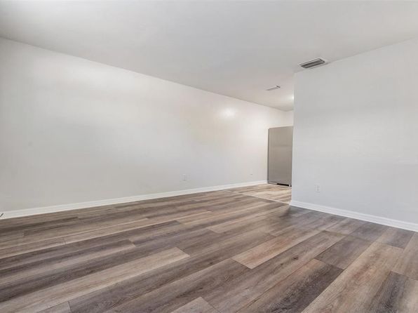 tampa-florida-82046667 picture