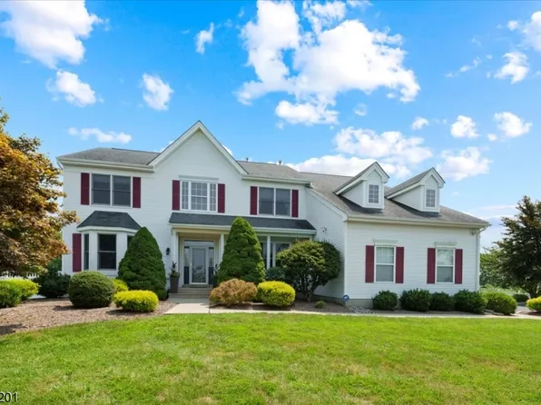 53 Peoples Line Rd, Franklin Twp., NJ 08873