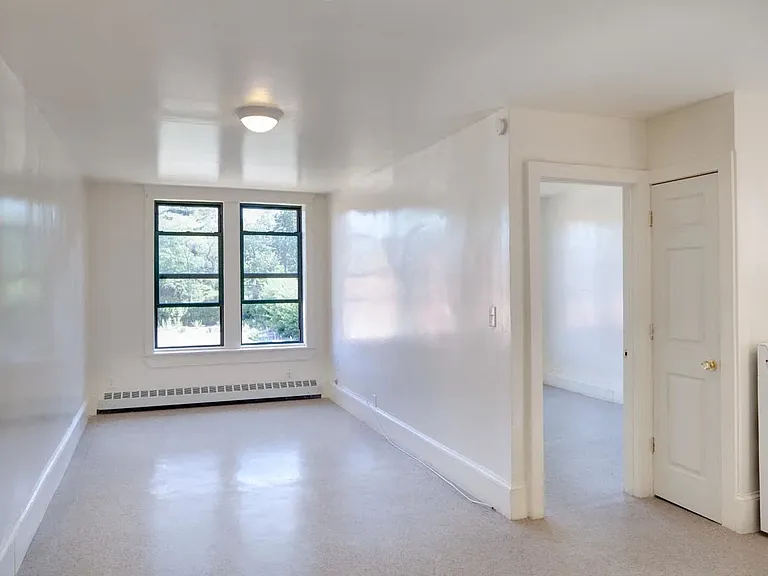 Bedell Towers — Photo 5