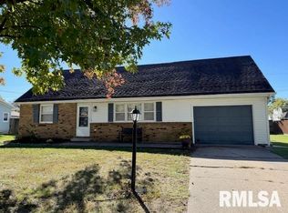 2205 Melanie Ln, Marion, IL 62959