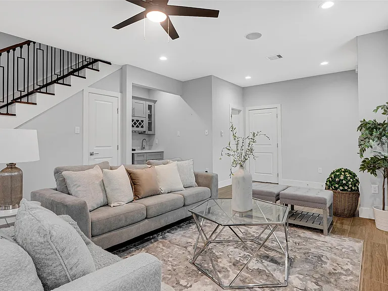 10021 Alfred Ln #A — Photo 7
