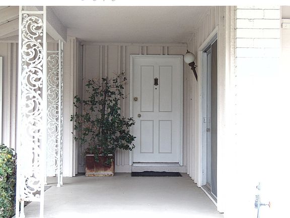 2nd image of 3848 Piedmont Dr