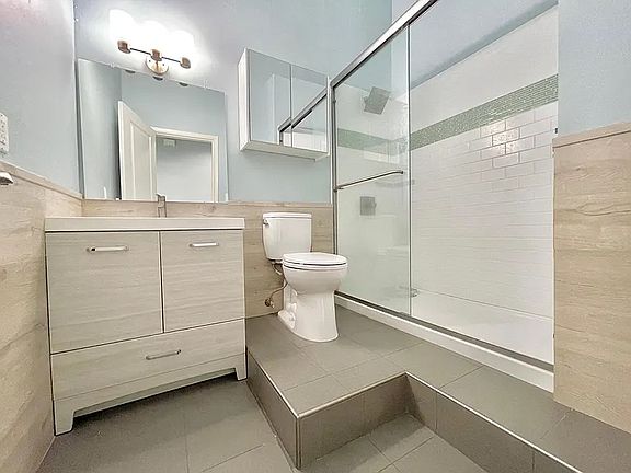 3rd image of 371 12th St #1