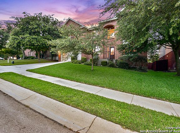 3rd image of 523 Catanbo Ct