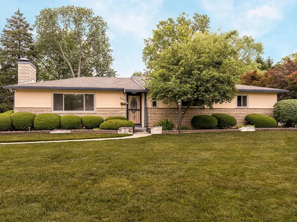 2398 Beverly Pl, Columbus, OH 43209