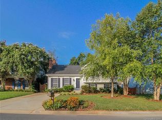 12105 Dolomite Dr, Pineville, NC 28134