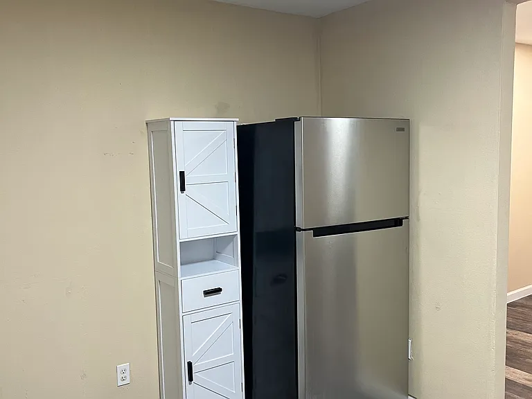 703 Lloyd St #2 — Photo 3