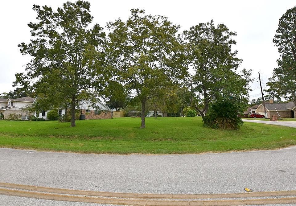 1st image of 18310 Shoreline Dr