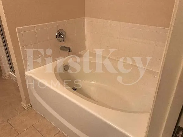 1218 Jewell Ln — Photo 38