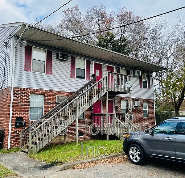 318 E Little Creek Rd #B — Photo 1