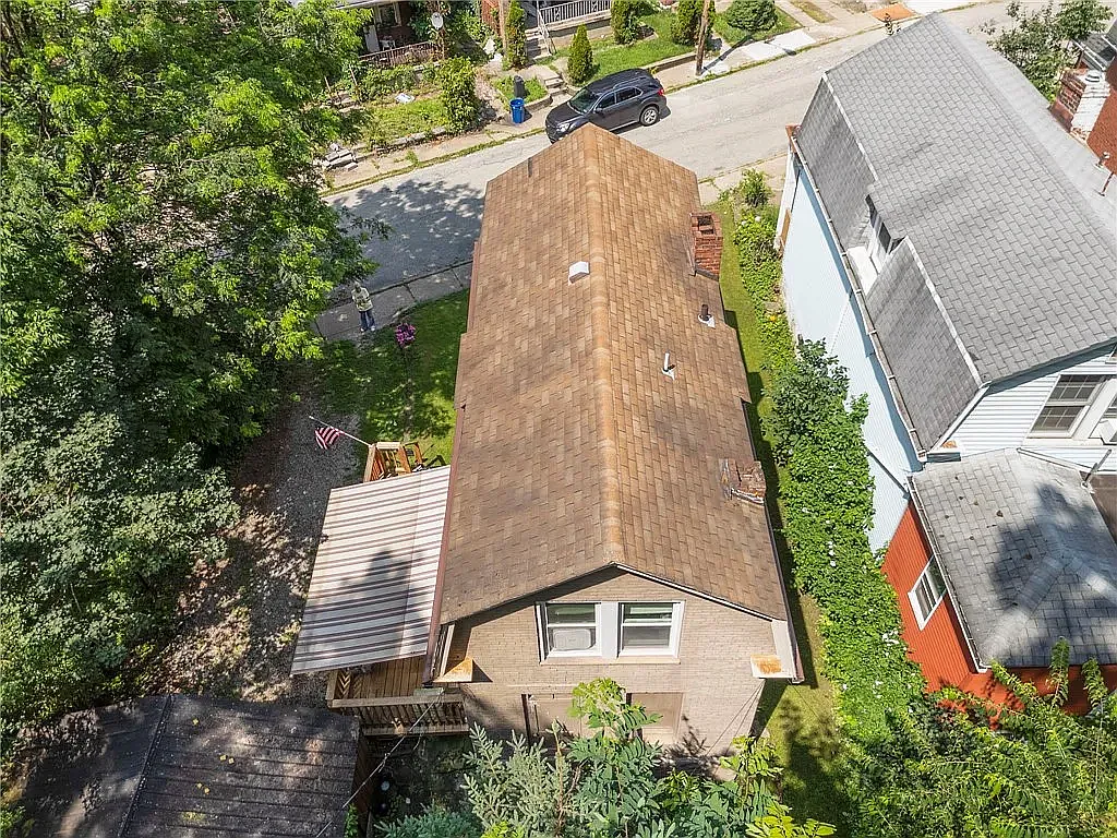 2 bed, 960 sqft, $1,250 — Photo 4
