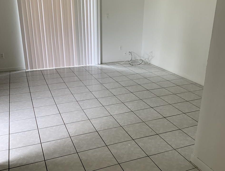 1st image of 12005 Alafaya Woods Ct
