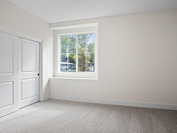 5th image of 1730 Misfeldt Street