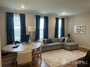 214 Eberle Ter, Parlin, NJ 08859