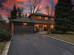 1048 Veroli Ct, Mississauga, ON L5H4B9