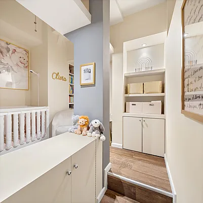 Sold by Compass | media 6