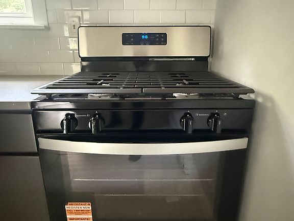 5th image of 175 South St APT 5