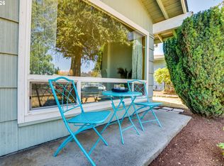 11810 NE Siskiyou St, Portland, OR 97220
