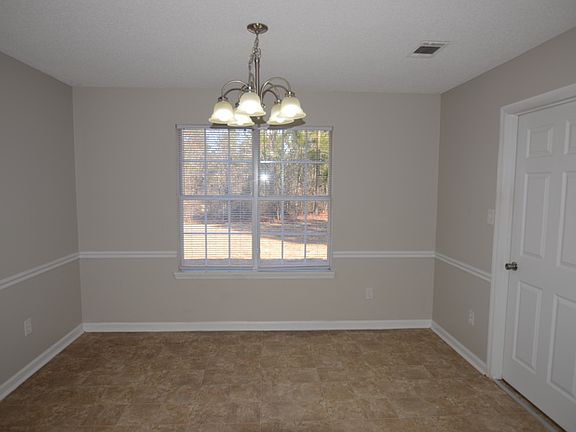 4th image of 2819 Bradford Ct