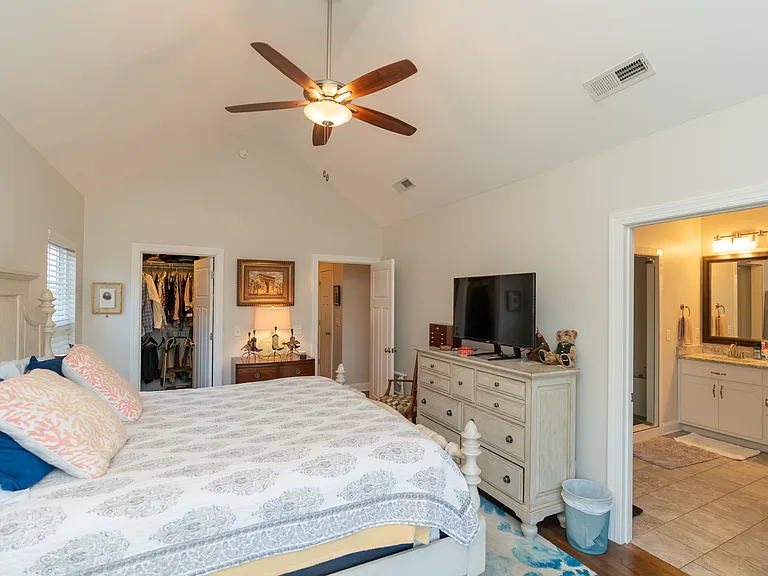 Master Bedroom with Walk-In Closet and large En-Suite Bathroom