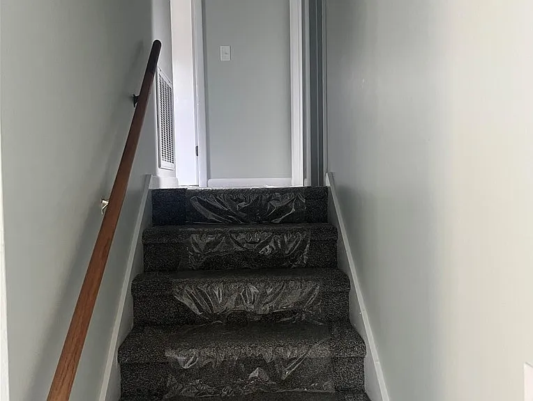 1215 Patrick Dr — Photo 29