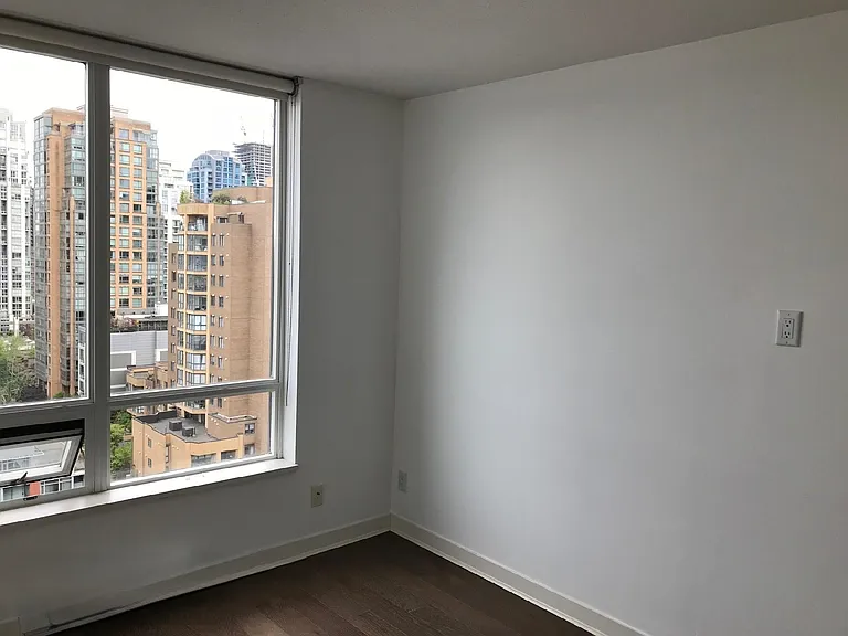 1055 Homer St #1502 — Photo 10