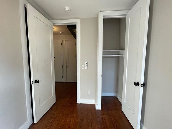 5th image of 224 Manhattan Ave #3F